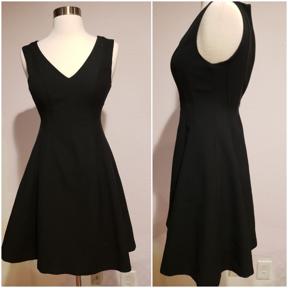 Banana Republic fit  and flare LBD with pockets